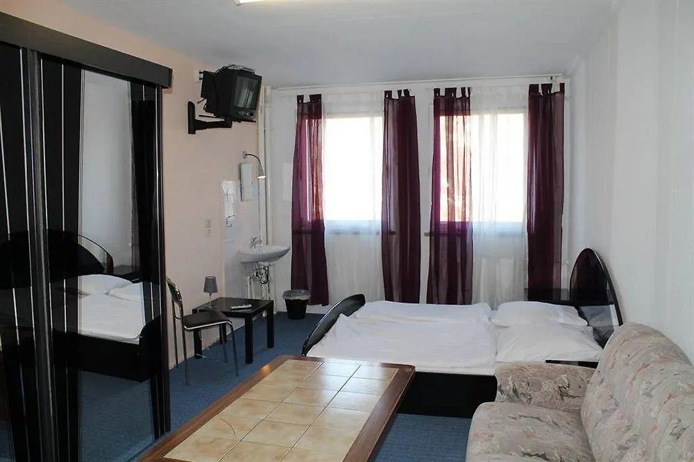 Touristenhaus Berlin Grunau Hostel