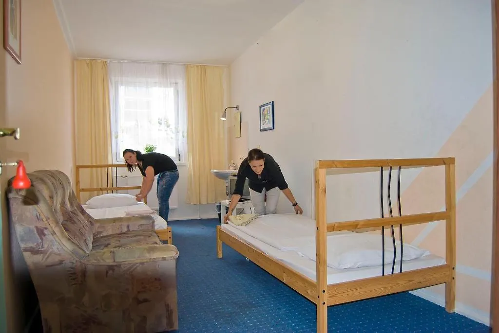 Touristenhaus Berlin Grunau旅舍